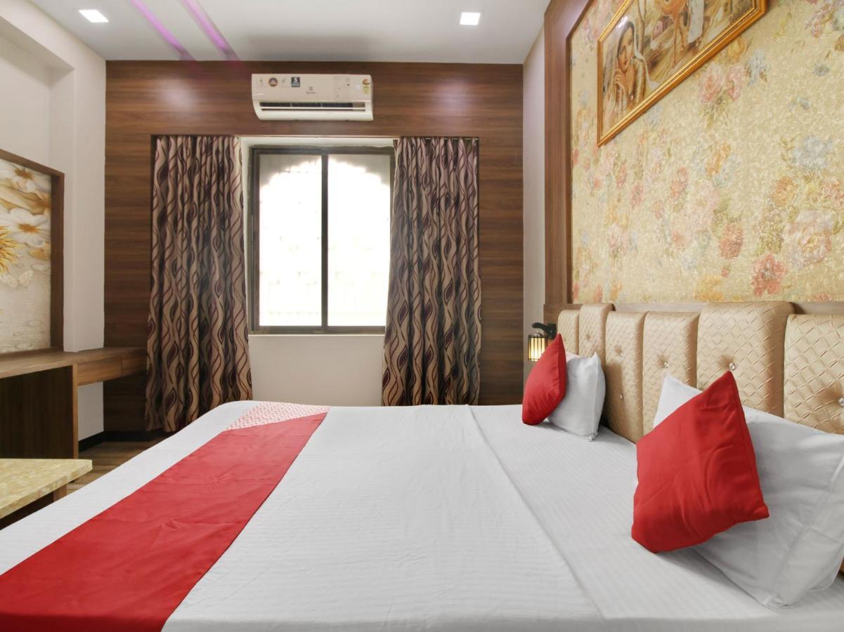Oyo 74578 Hotel Al-Diyafa Hyderabad Eksteriør bilde