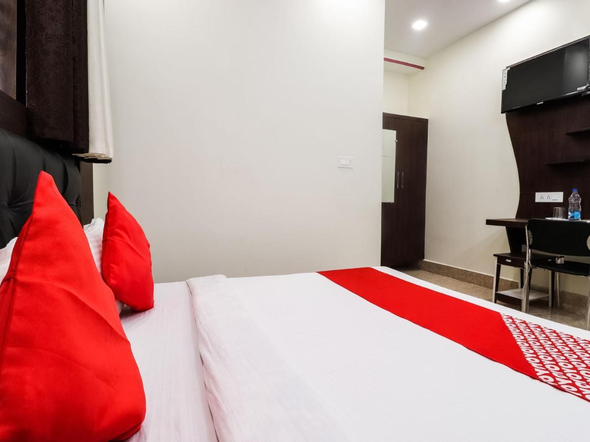 Oyo 74578 Hotel Al-Diyafa Hyderabad Eksteriør bilde